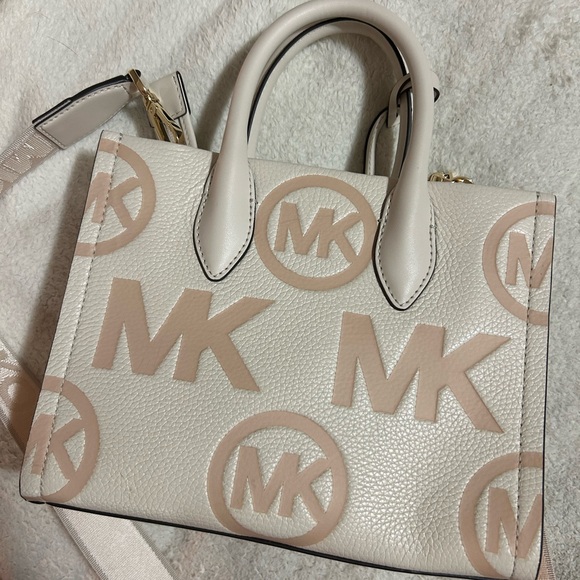 Authentic Michael kors new - Picture 10 of 10